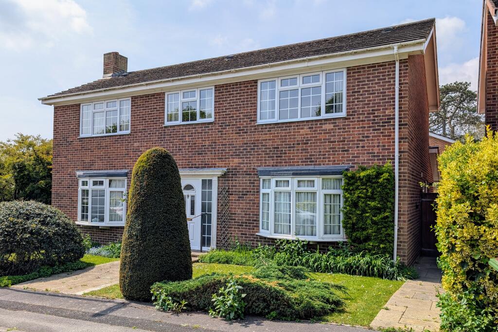 Main image of property: JUSTIN CLOSE, FAREHAM