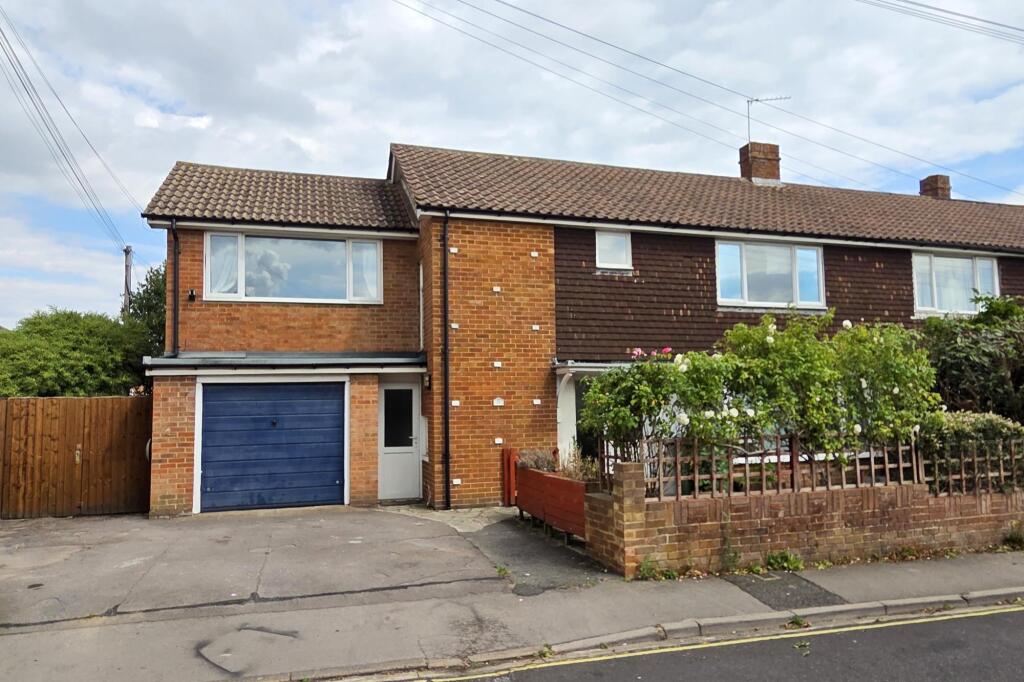 Main image of property: DERLYN ROAD, FAREHAM