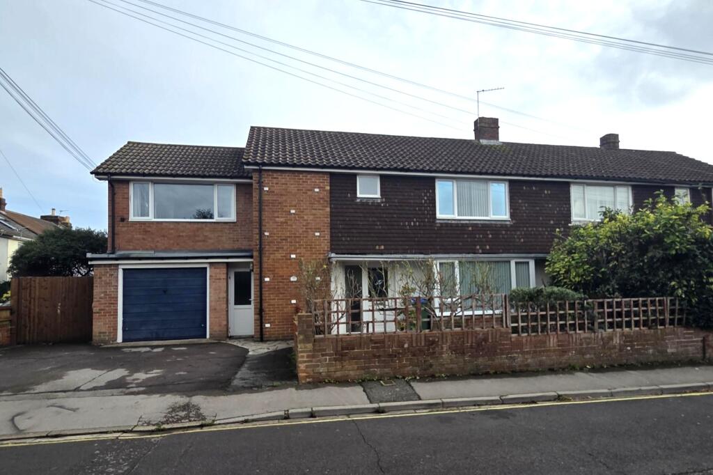 Main image of property: DERLYN ROAD, FAREHAM