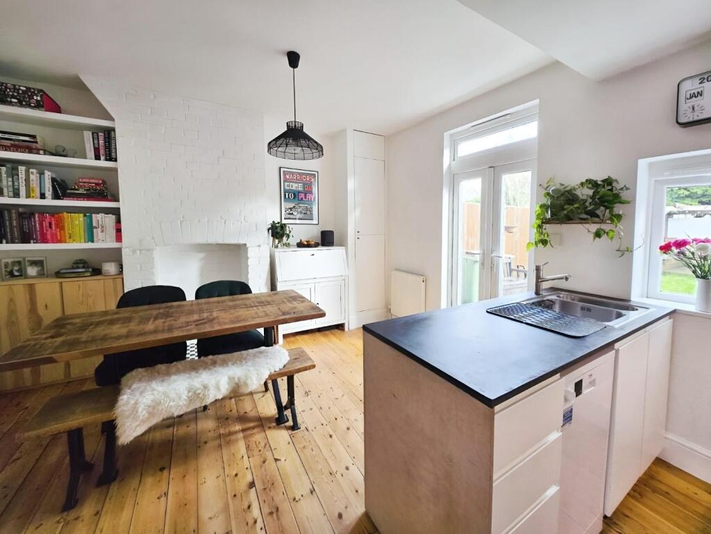 Additional property image - Beddington Lane, Beddington