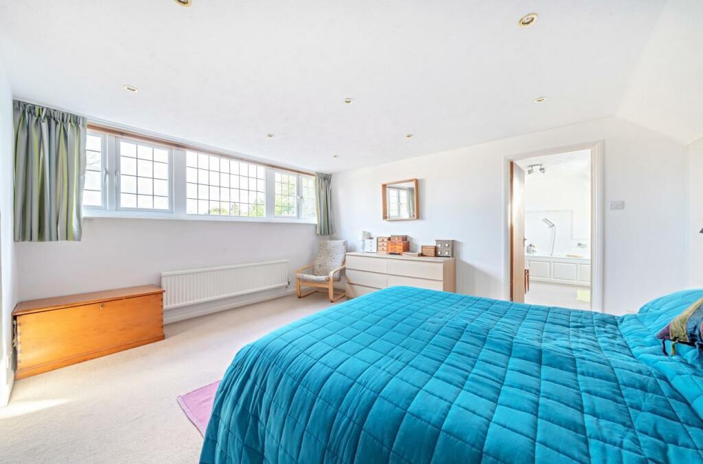 7 bedroom detached house for sale in Winchester Road, Chandlers Ford, SO53