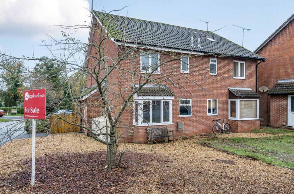 Main image of property: Tottehale Close, North Baddesley, Southampton