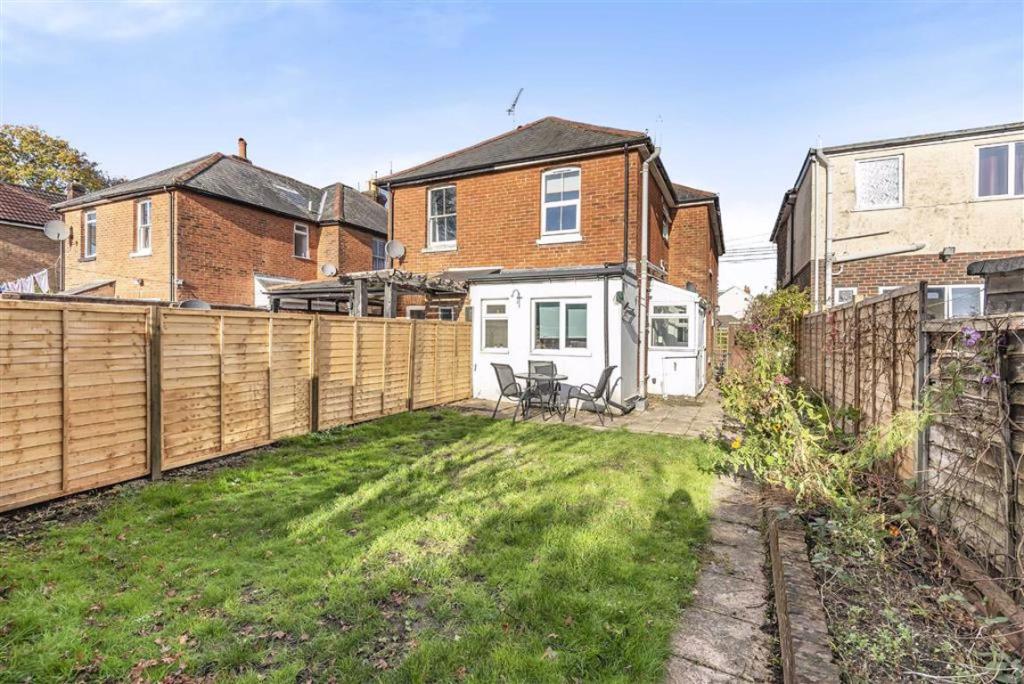 3 bedroom semidetached house for sale in Mead Road, Chandlers Ford