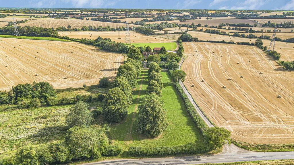Additional property image - Ollivers Farm, Yeldham Road, Toppesfield, Halstead