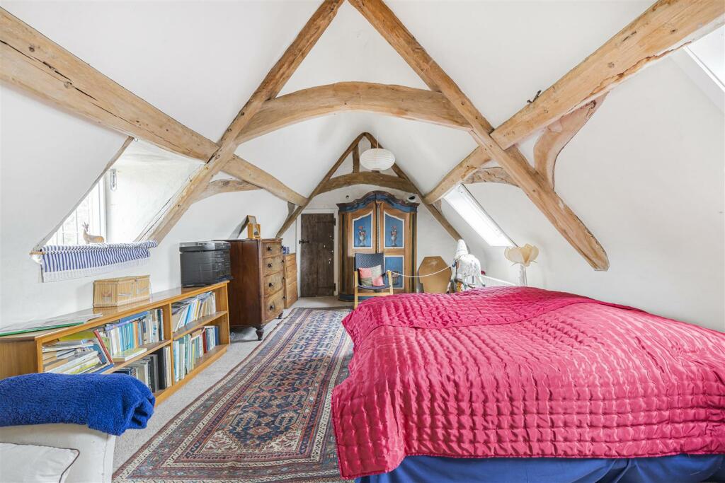 Additional property image - Ollivers Farm, Yeldham Road, Toppesfield, Halstead