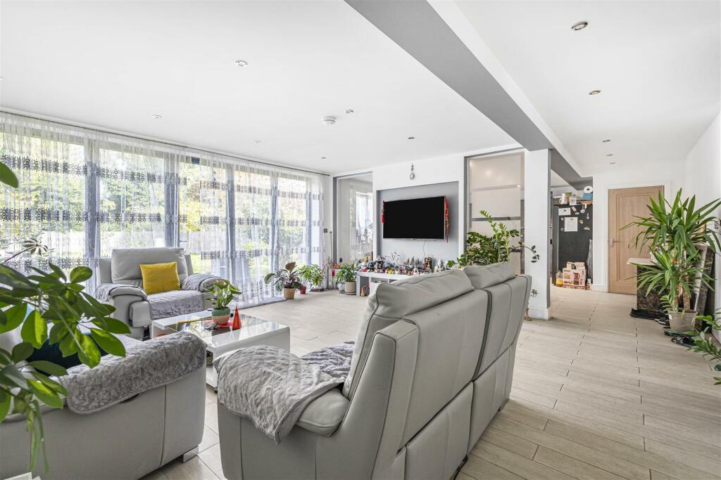 Additional property image - Cardinals Green, Horseheath, Cambridge