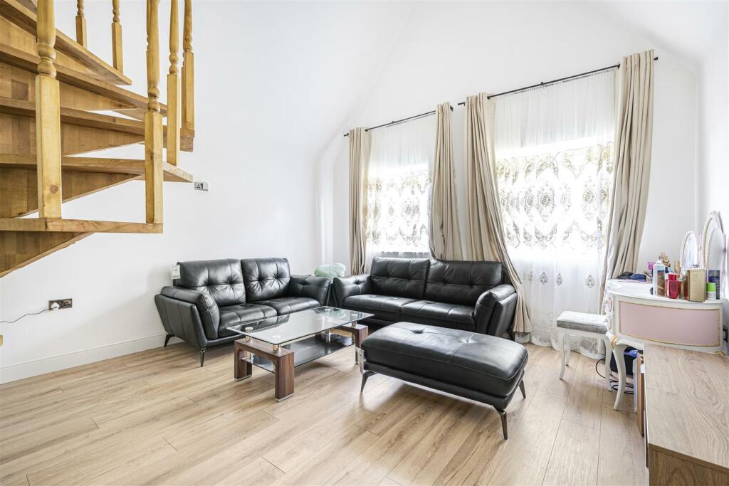 Additional property image - Cardinals Green, Horseheath, Cambridge