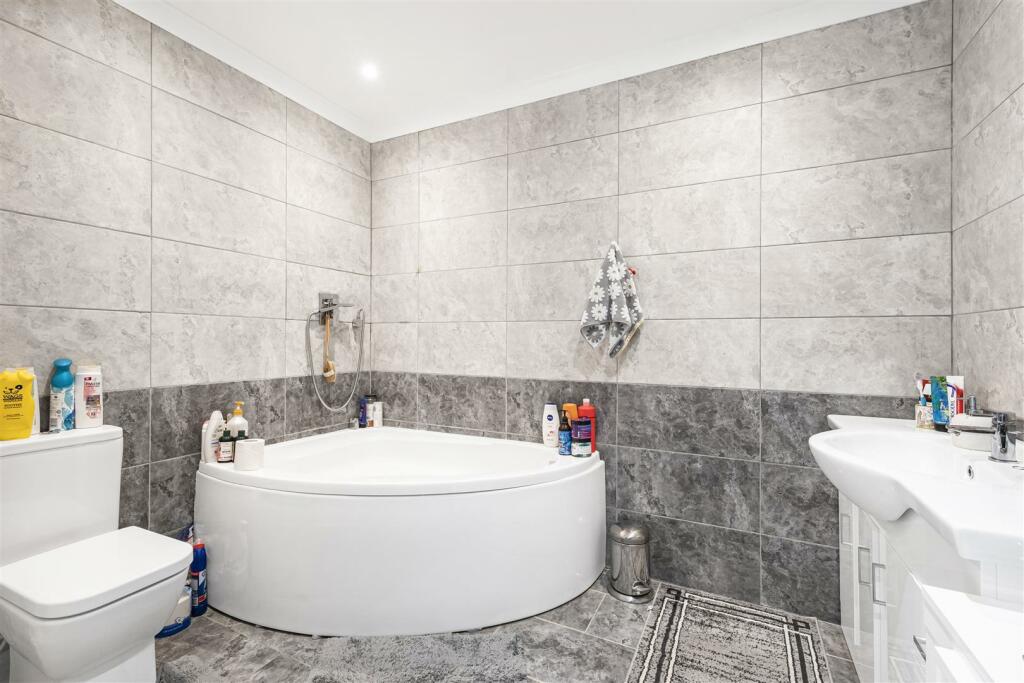 Additional property image - Cardinals Green, Horseheath, Cambridge