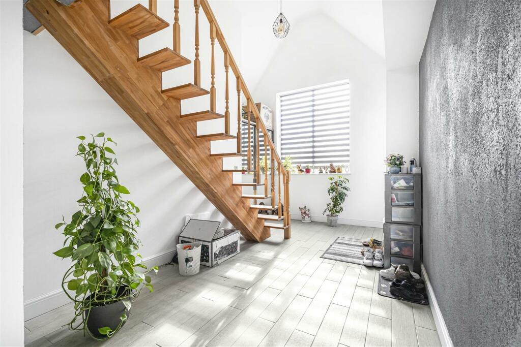 Additional property image - Cardinals Green, Horseheath, Cambridge