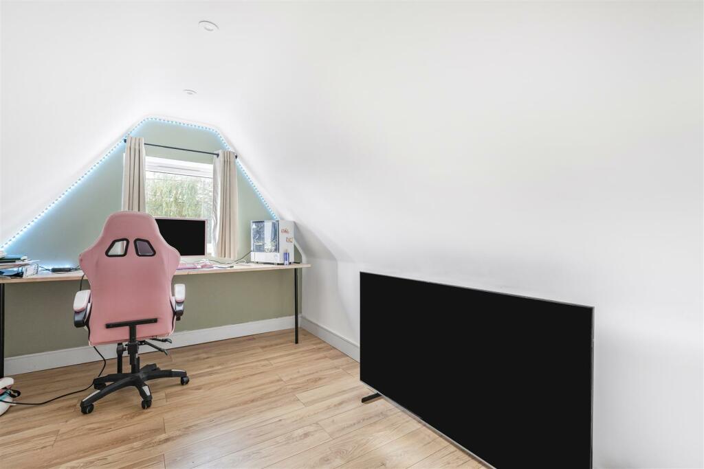 Additional property image - Cardinals Green, Horseheath, Cambridge