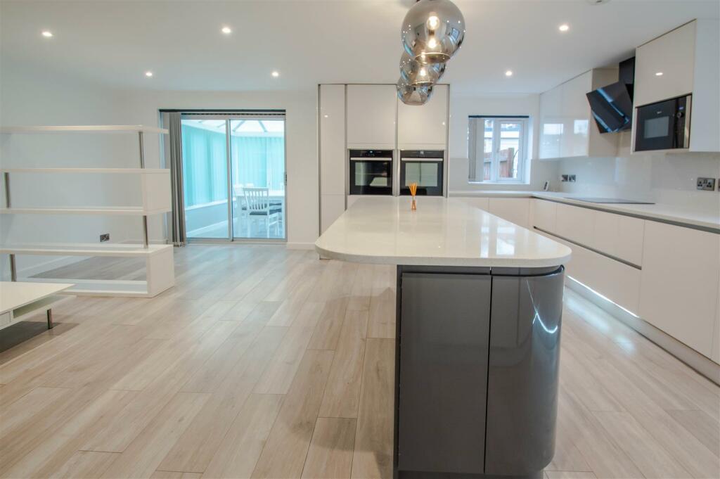 Additional property image - Ross Close, Haverhill