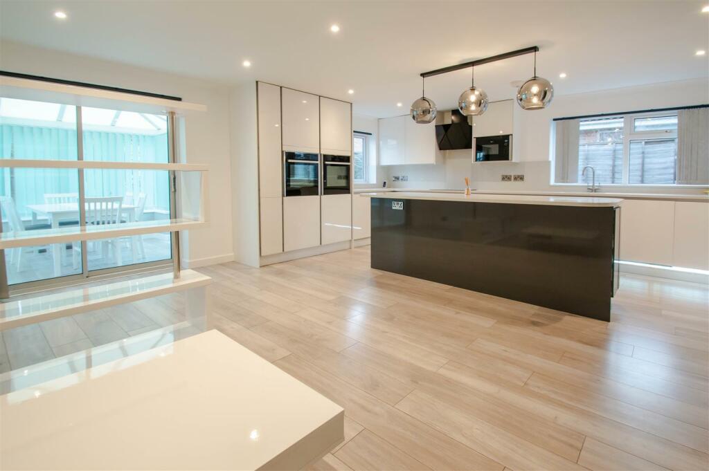 Additional property image - Ross Close, Haverhill