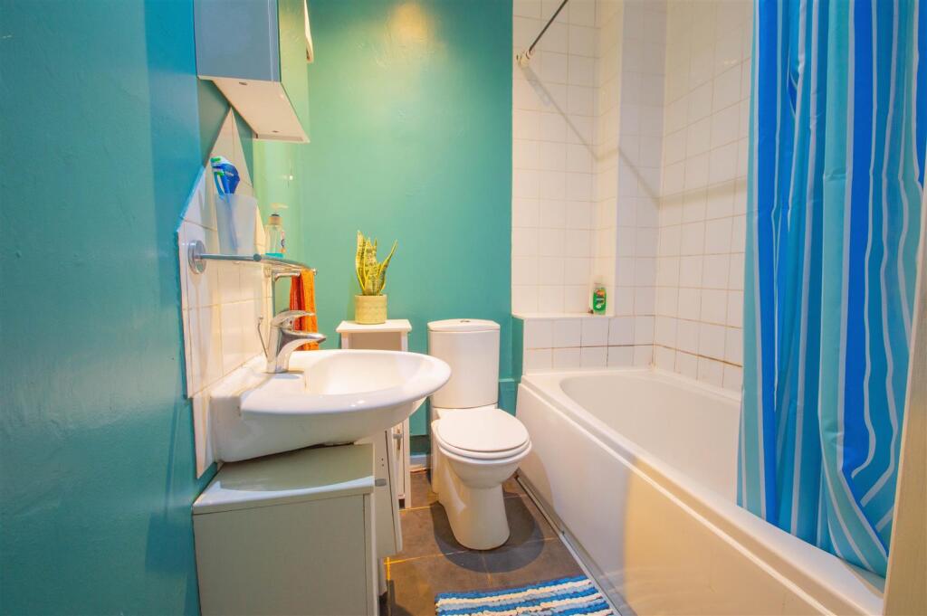 Additional property image - Hamlet Road, Haverhill