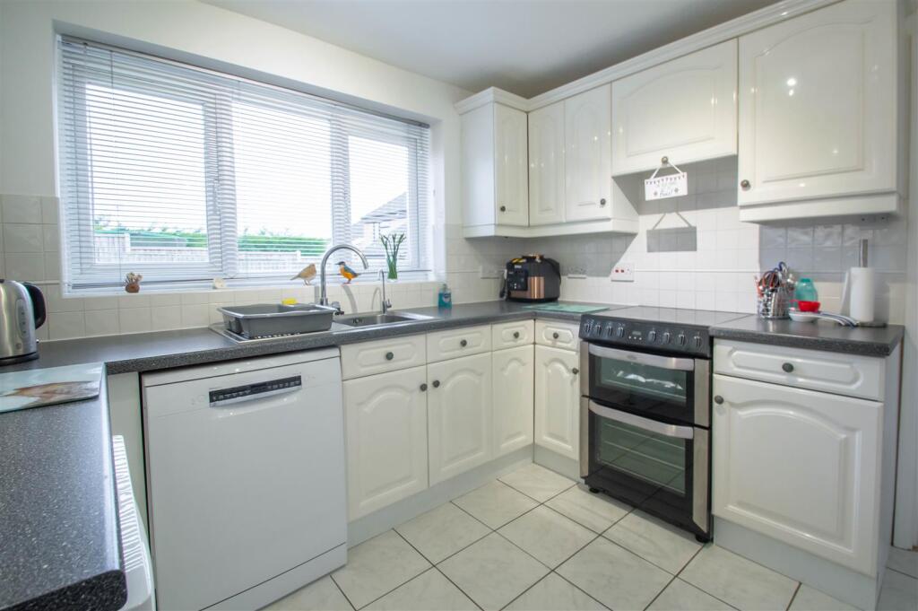 Additional property image - Lophams Close, Haverhill