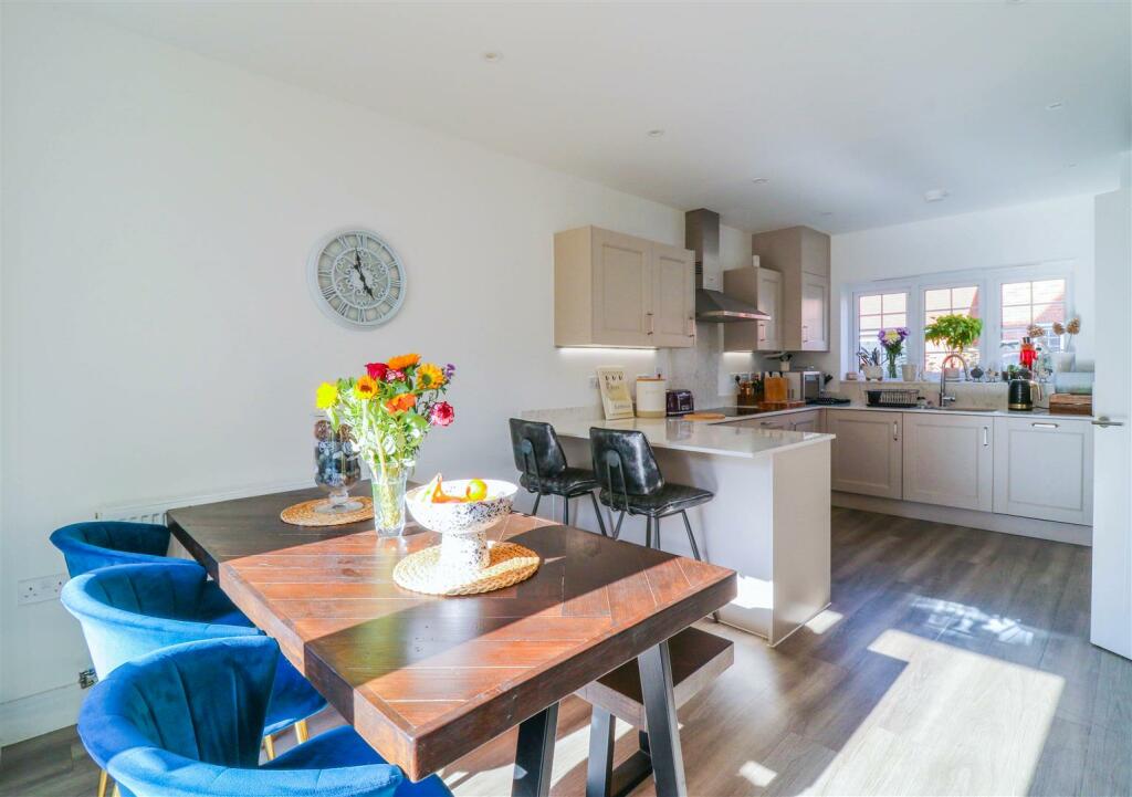 Additional property image - Webb Avenue, Newmarket