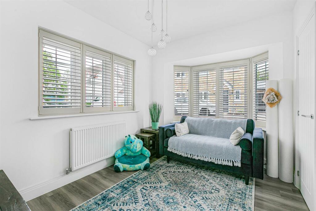 Additional property image - Webb Avenue, Newmarket
