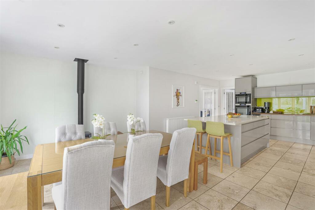 Additional property image - Windmill Hill, Exning