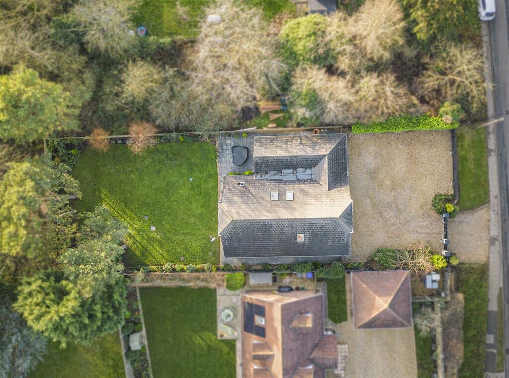 Additional property image - Windmill Hill, Exning