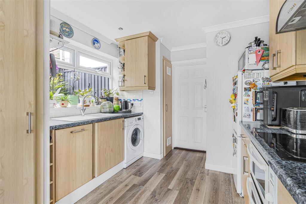 Additional property image - Orchard Way, Burwell
