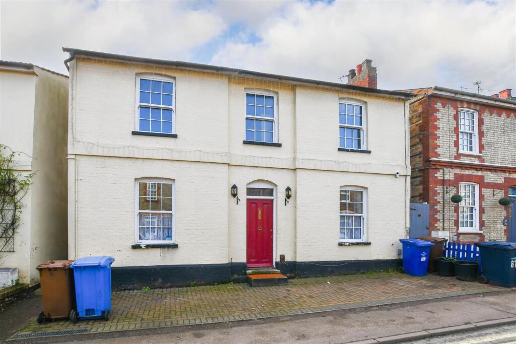 Main image of property: Exeter Road, Newmarket