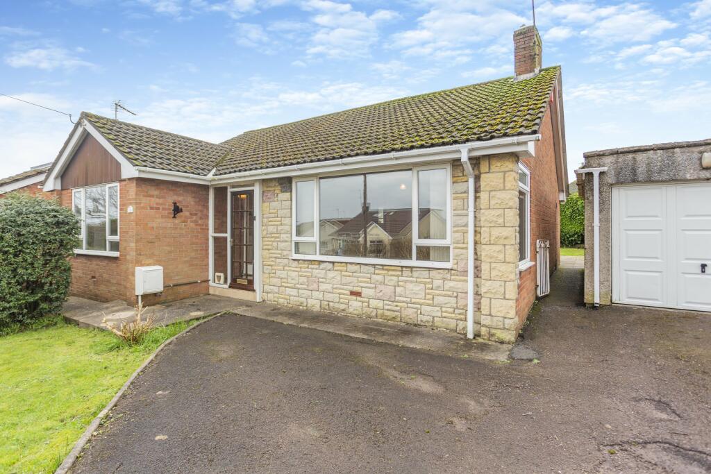 3 bedroom bungalow for sale in Elm Road, Tutshill, Chepstow, NP16