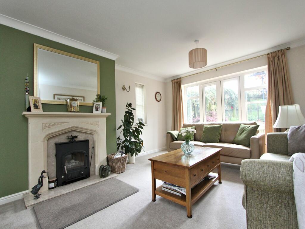 Additional property image - Prowse Close, Thornbury, BS35