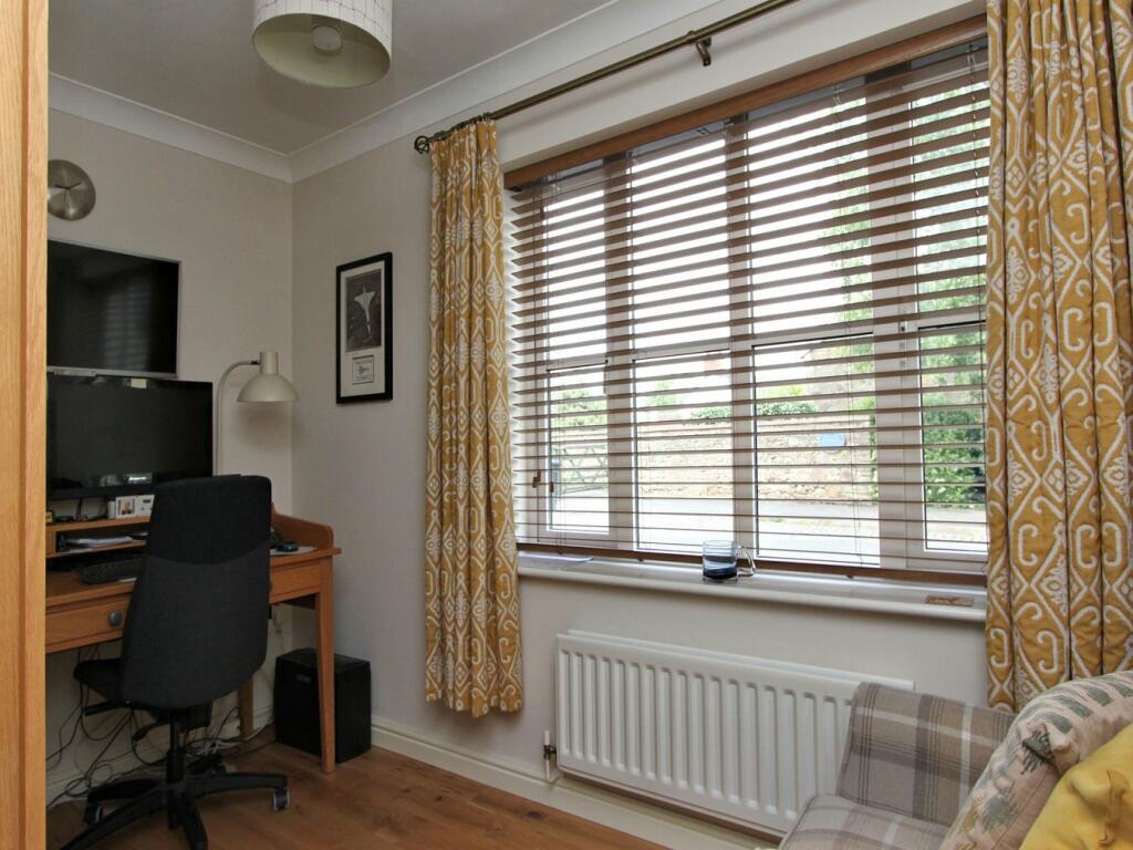 Additional property image - Prowse Close, Thornbury, BS35