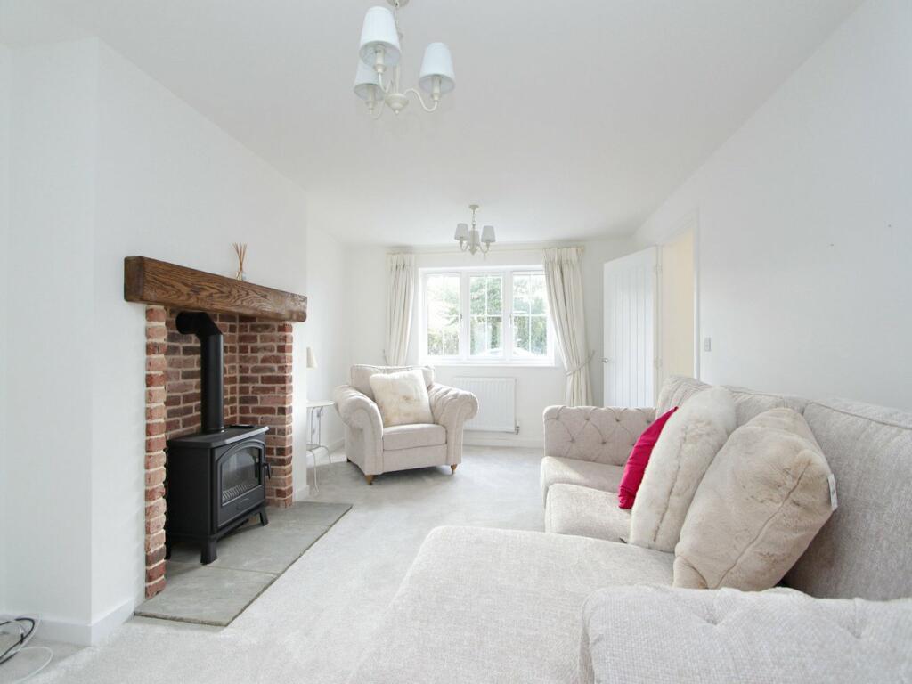 Additional property image - Horse Leaze, Thornbury, BS35