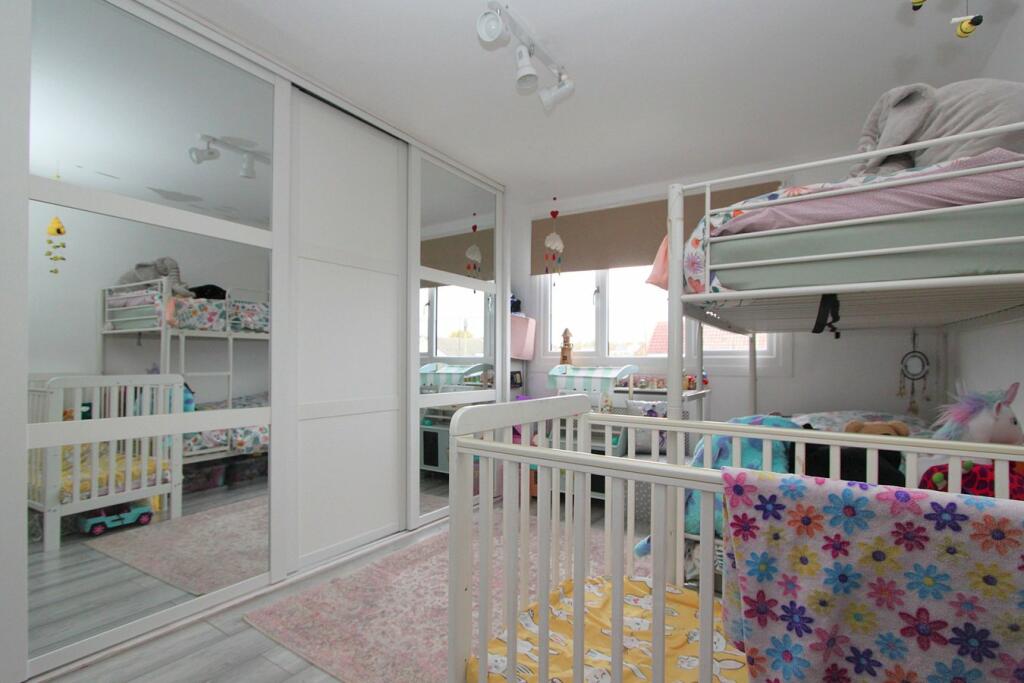 Additional property image - Thicket Walk, Thornbury, BS35