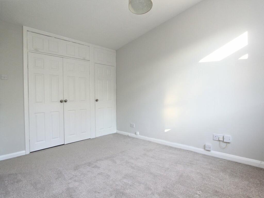 Additional property image - Elmdale Crescent, Thornbury, BS35