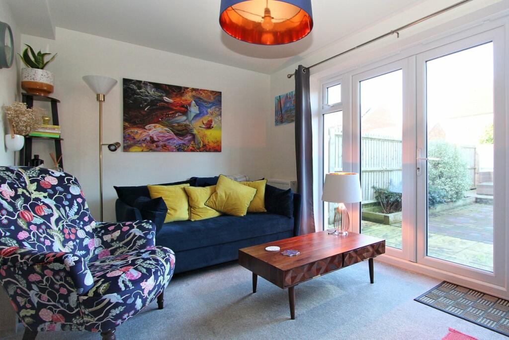 Additional property image - Barley Fields, Thornbury, BS35
