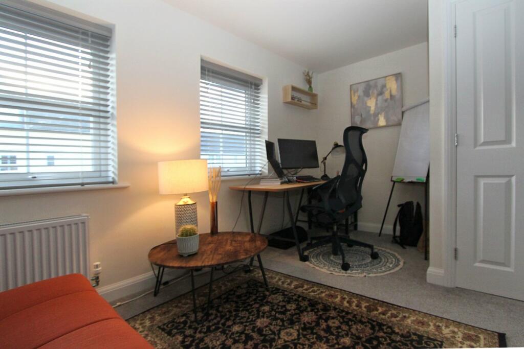 Additional property image - Barley Fields, Thornbury, BS35
