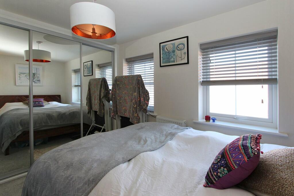 Additional property image - Barley Fields, Thornbury, BS35