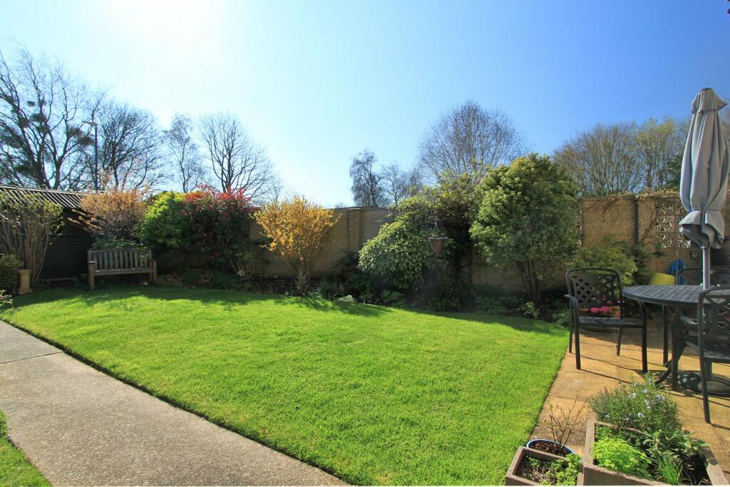 Additional property image - Victoria Close, Thornbury, BS35