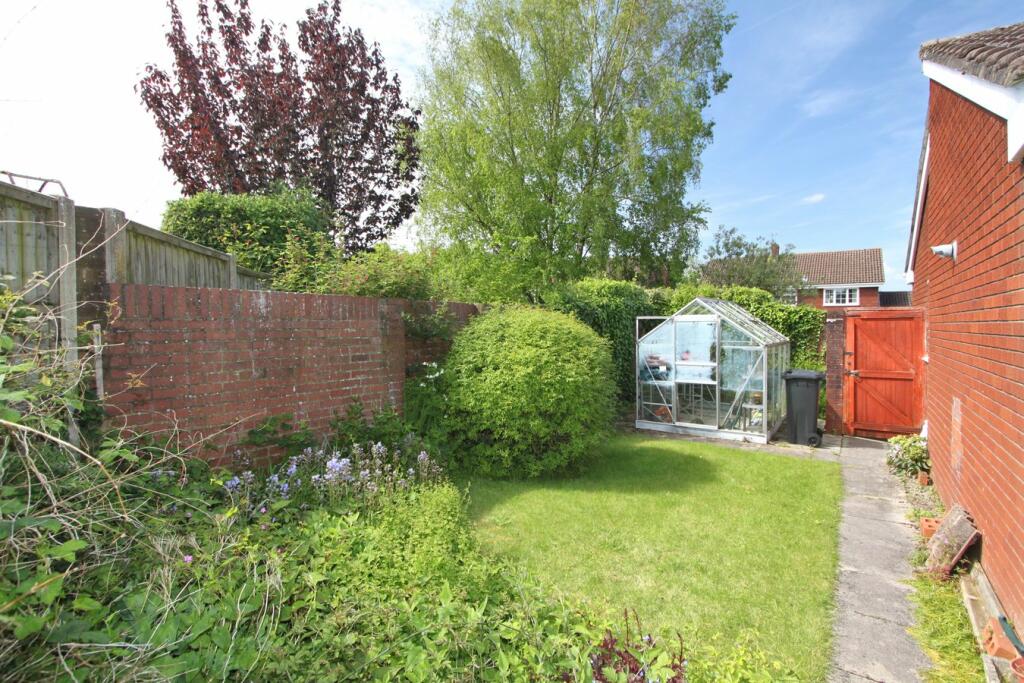 Additional property image - Chatsworth Park, Thornbury, BS35