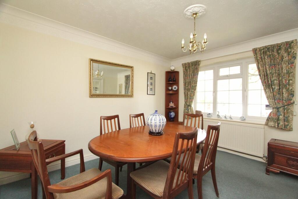 Additional property image - Chatsworth Park, Thornbury, BS35