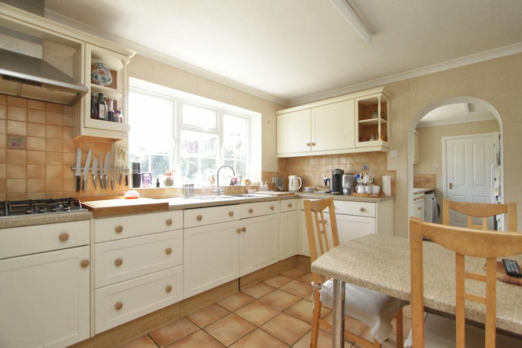 Additional property image - Chatsworth Park, Thornbury, BS35