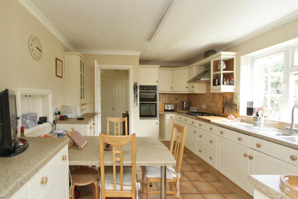 Additional property image - Chatsworth Park, Thornbury, BS35