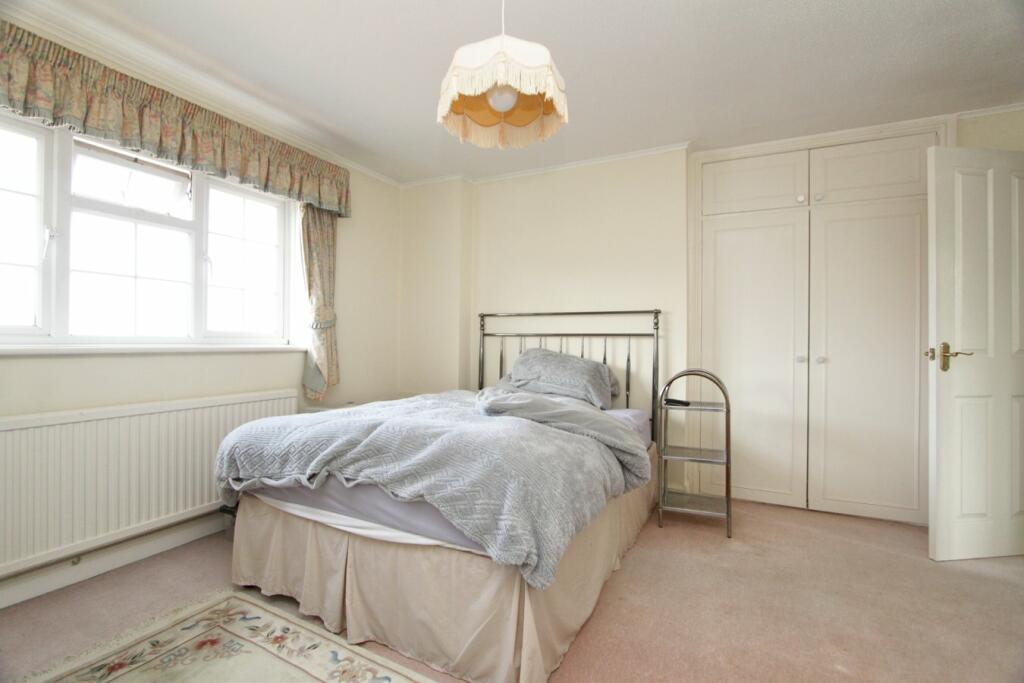 Additional property image - Chatsworth Park, Thornbury, BS35