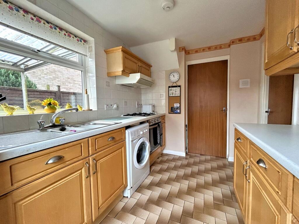 Additional property image - Oakleaze Road, Thornbury, Bristol, BS35