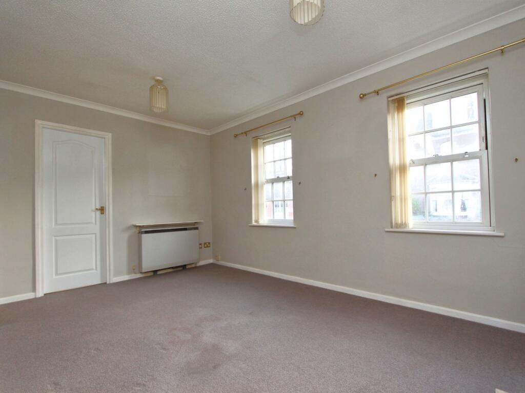 Additional property image - Gloucester Road, Thornbury, South Gloucestershire, BS35