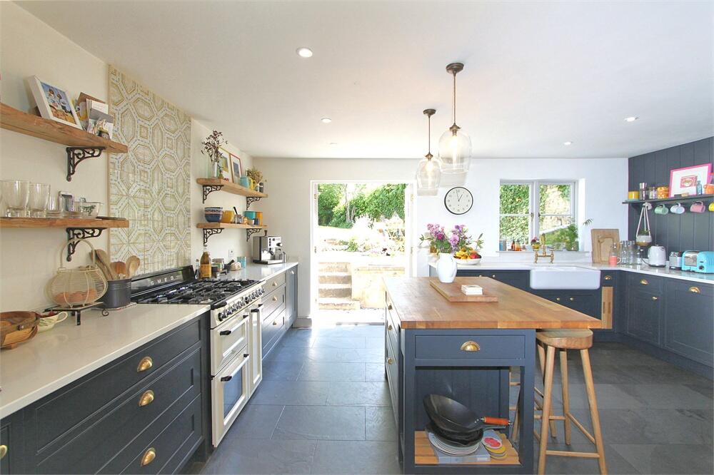 Additional property image - High Street, Thornbury, BS35