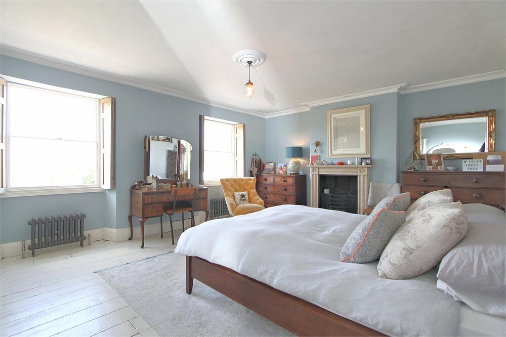 Additional property image - High Street, Thornbury, BS35