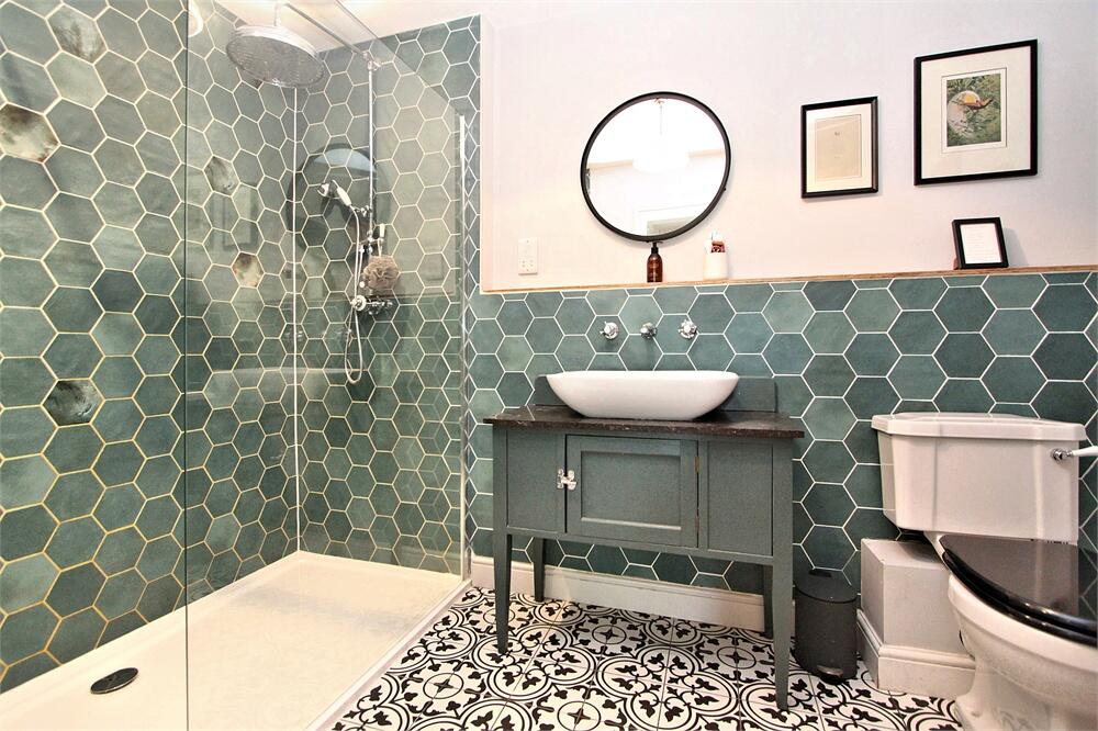 Additional property image - High Street, Thornbury, BS35