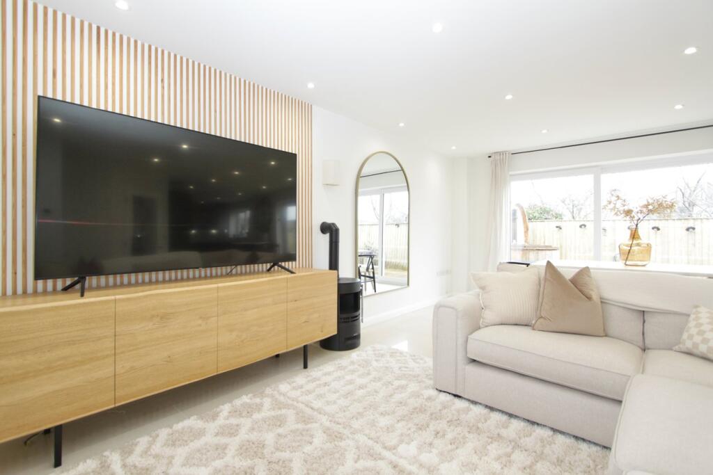 Additional property image - Knapp Road, Thornbury, BS35