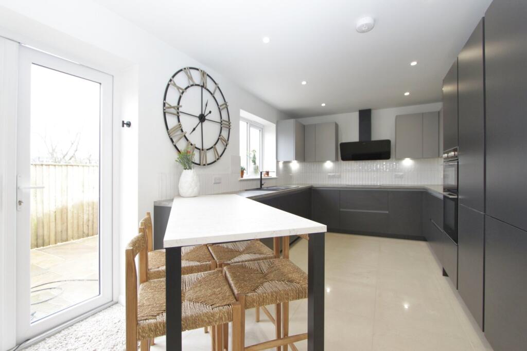 Additional property image - Knapp Road, Thornbury, BS35