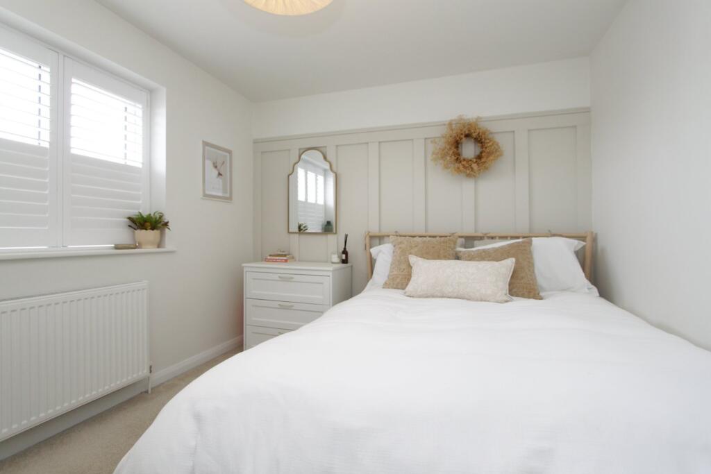Additional property image - Knapp Road, Thornbury, BS35