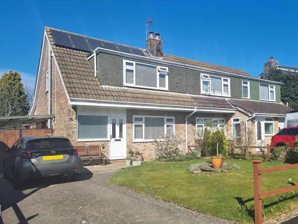 Main image of property: Walnut Tree Close, Almondsbury, South Gloucestershire, BS32