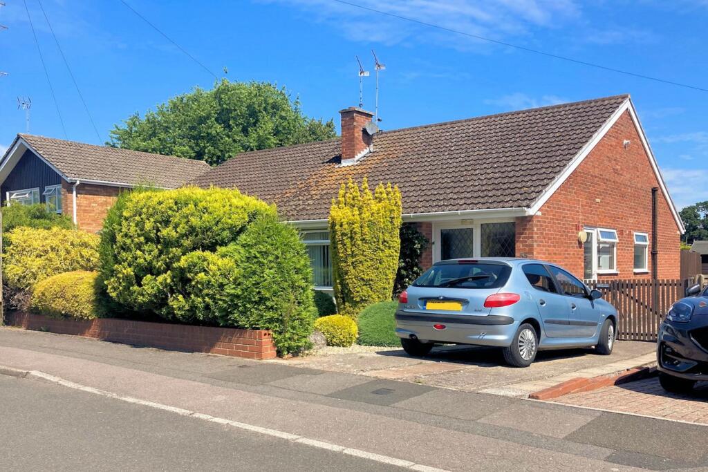 Main image of property: Woodleigh, Thornbury, South Gloucestershire, BS35