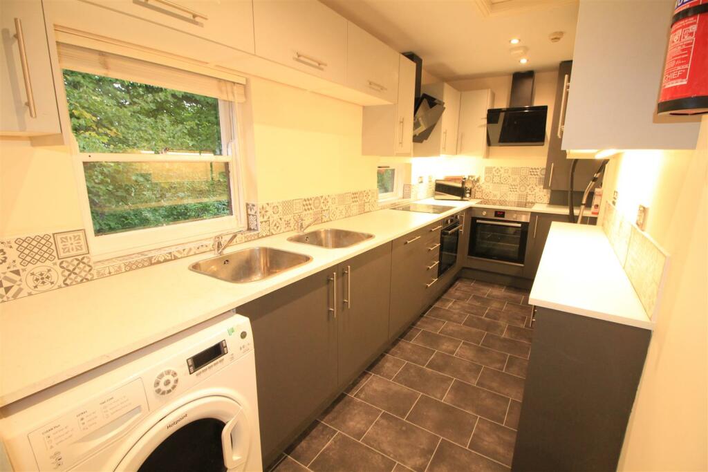 7 bedroom apartment for rent in Southey Street, Nottingham, NG7
